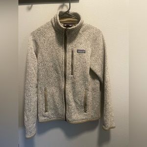 Patagonia better sweater. This is a men’s xs but fits like a women’s small.